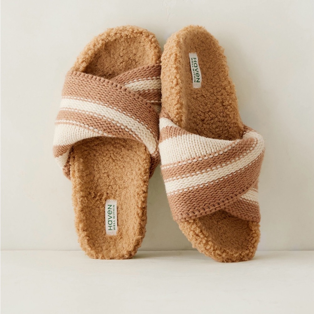 Haven Well Within Twisted Slides Tan Cream Sherpa Fleece size 8 NEW!